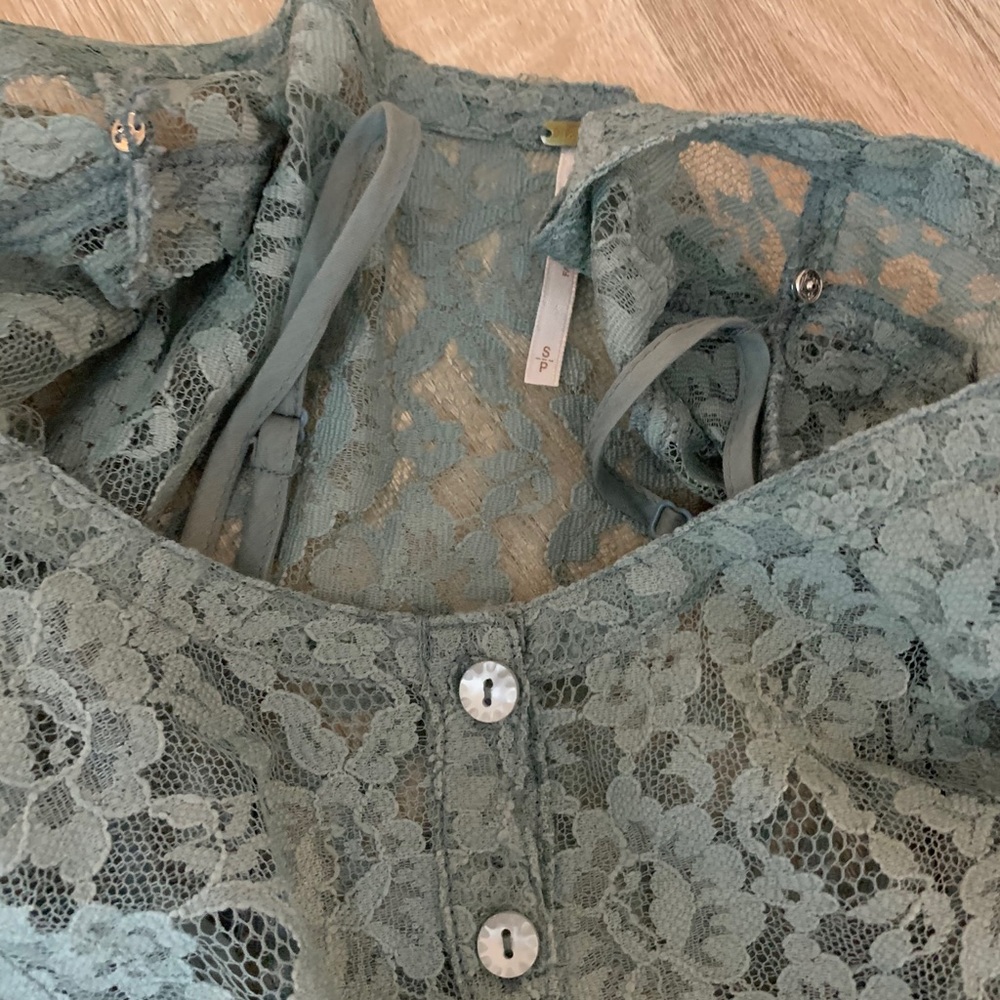 SOLD - Free People Boho Lace Tier Ruffle Dress - Picture 9 of 10